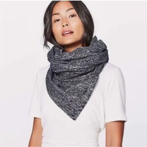 Lululemon vinyasa scarf